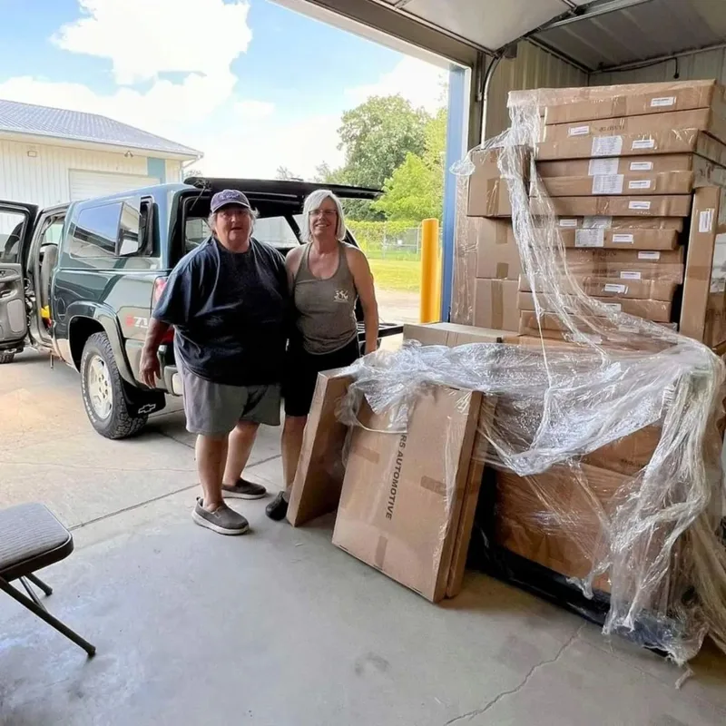 Customer collecting pallets at the warehouse